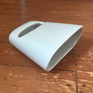 Stak Ceramics Cel Phone Projector Speaker Amplifier